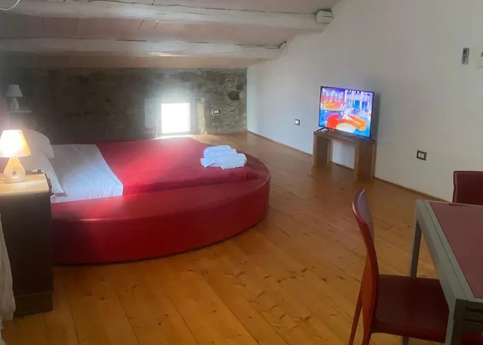 Il Casale بيت ضيافة Marano Marchesato